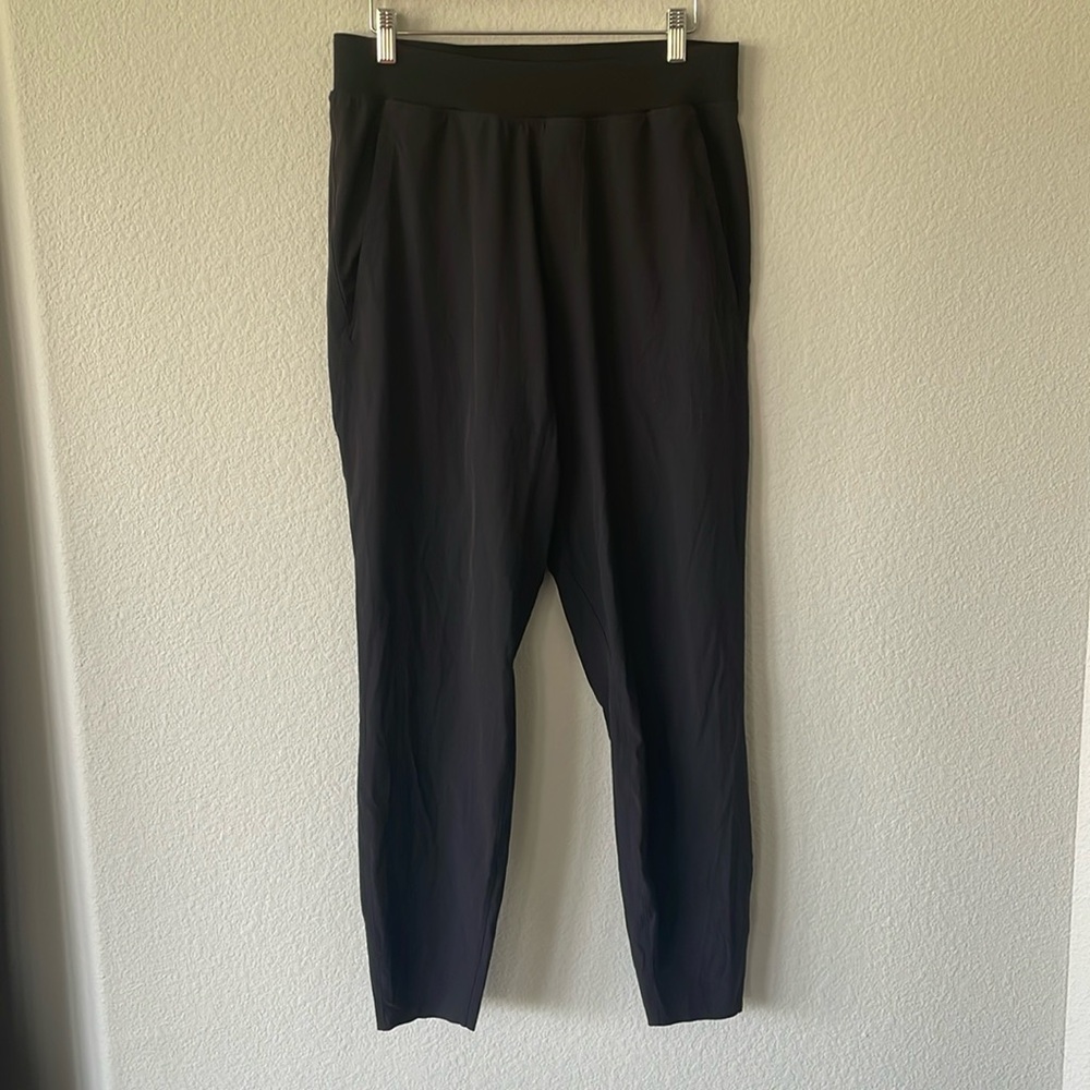 Lululemon M‎ Black Training Jogger